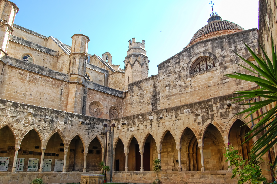 0_Claustre_de_la_Catedral_de_Tortosa_1718089421.JPG